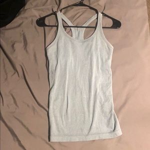 Lululemon size 6 top